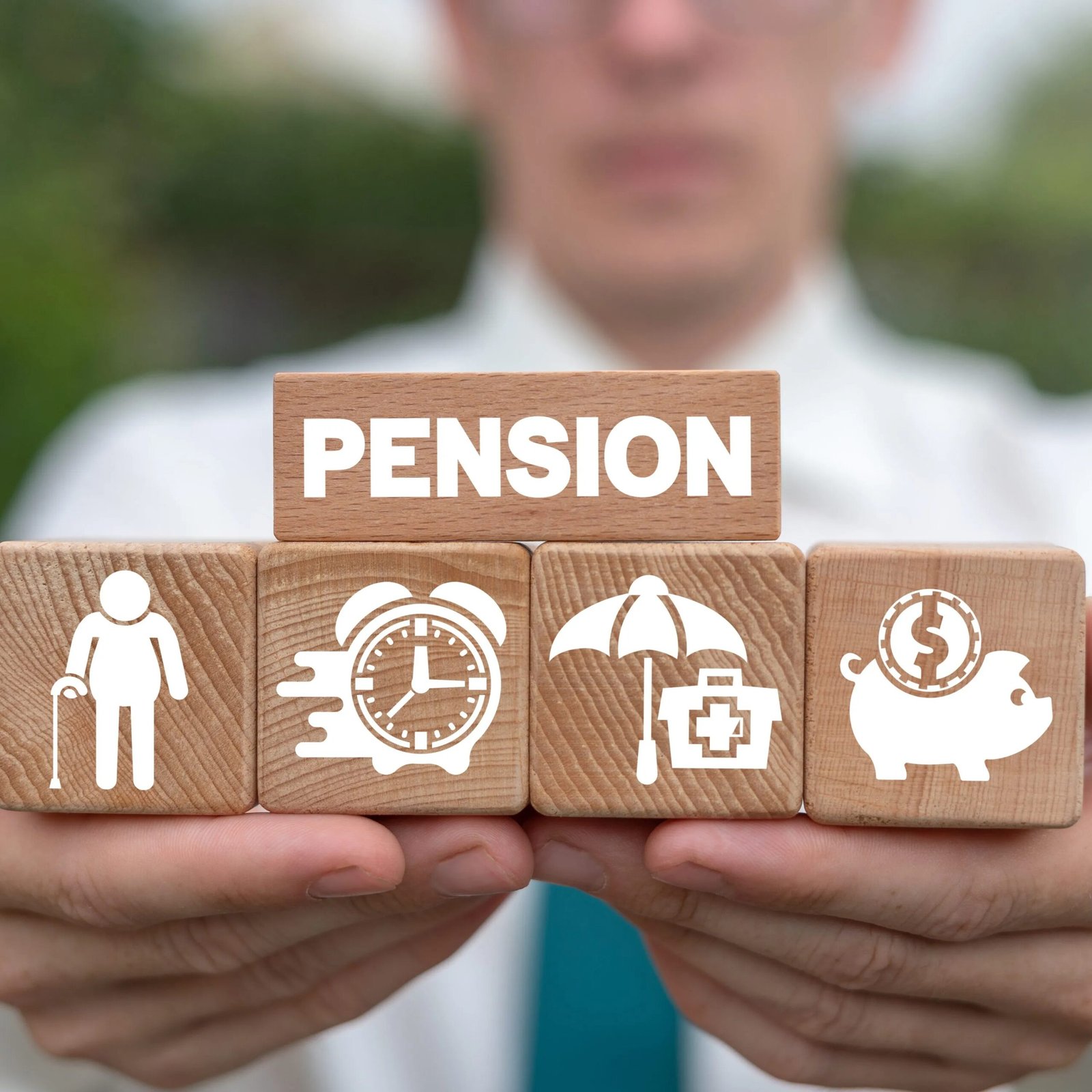 UPS: New pension scheme for government employees will be implemented from this day, they will get guaranteed pension and many other benefits.