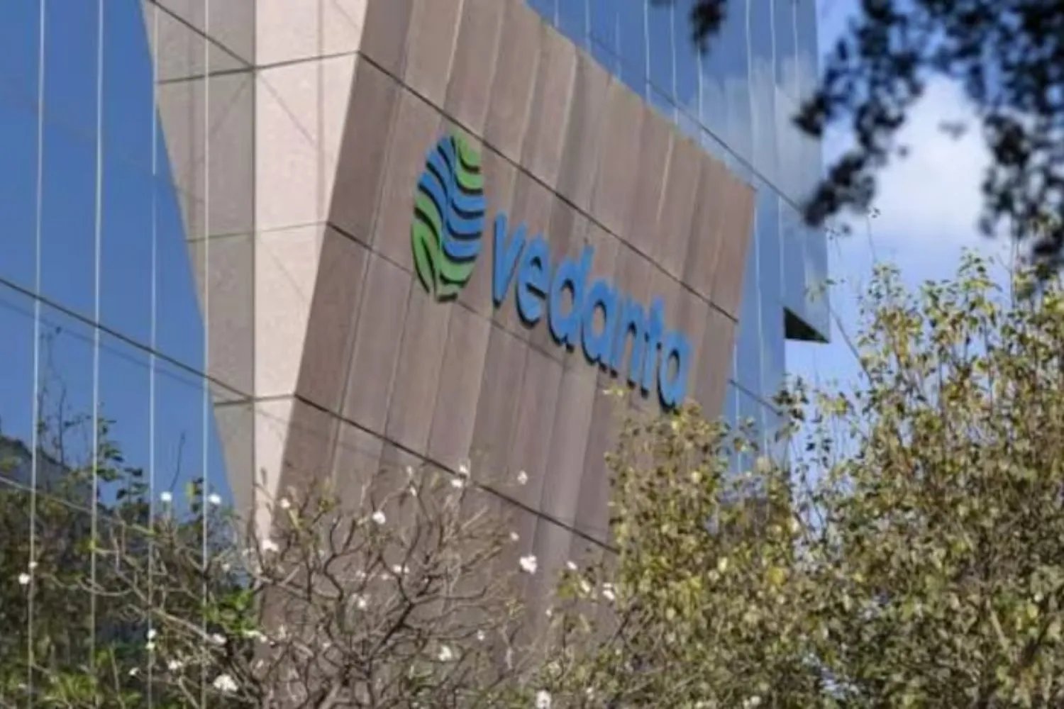 Vedanta increased 76% profit in third quarter, stock showed strong boom