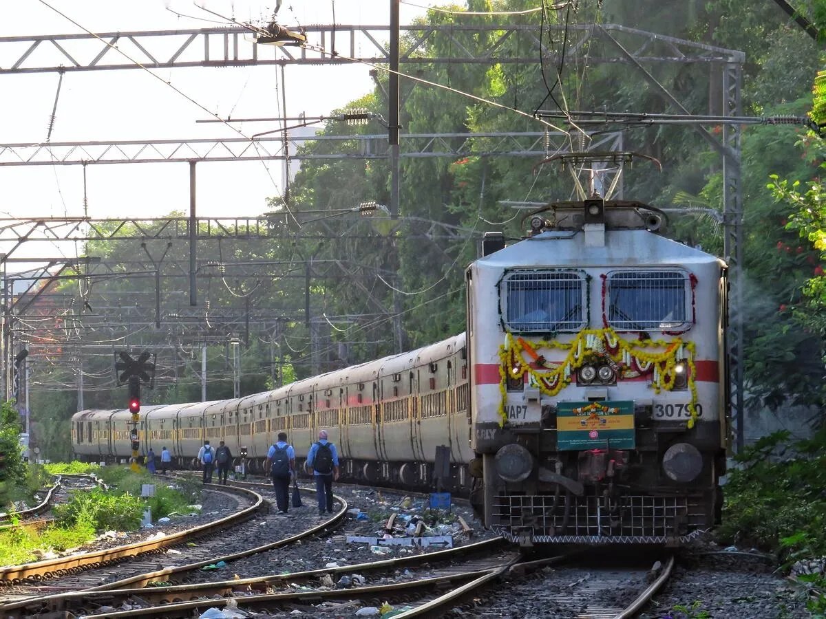 Order of ₹ 404 crore from East Coast Railway, 4% climbed Railway PSU company share